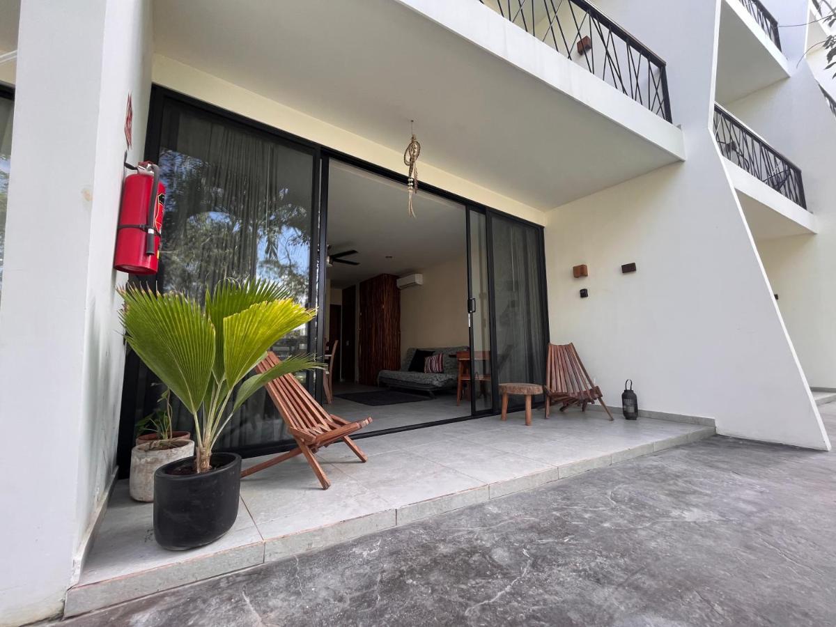 Condo Jungle Apartment & Private Patio Tulum Exterior photo